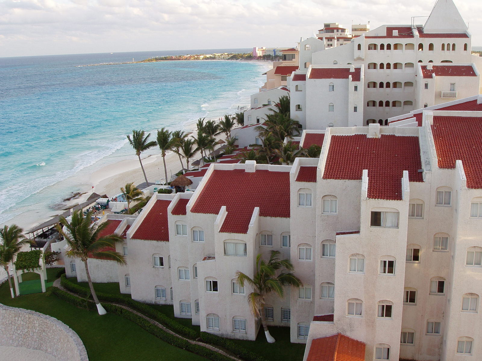 Book Cheap Flights to Cancun Mexico