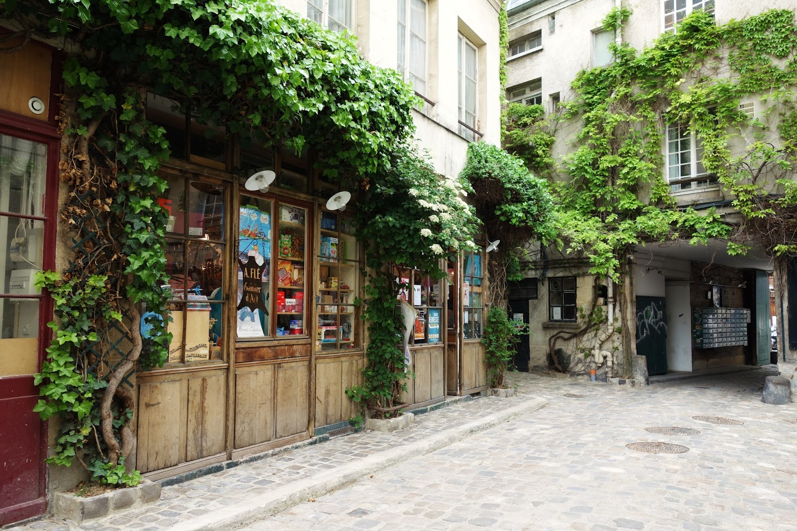 Περπατώντας στους δρόμους του κόσμου! Ταξίδια