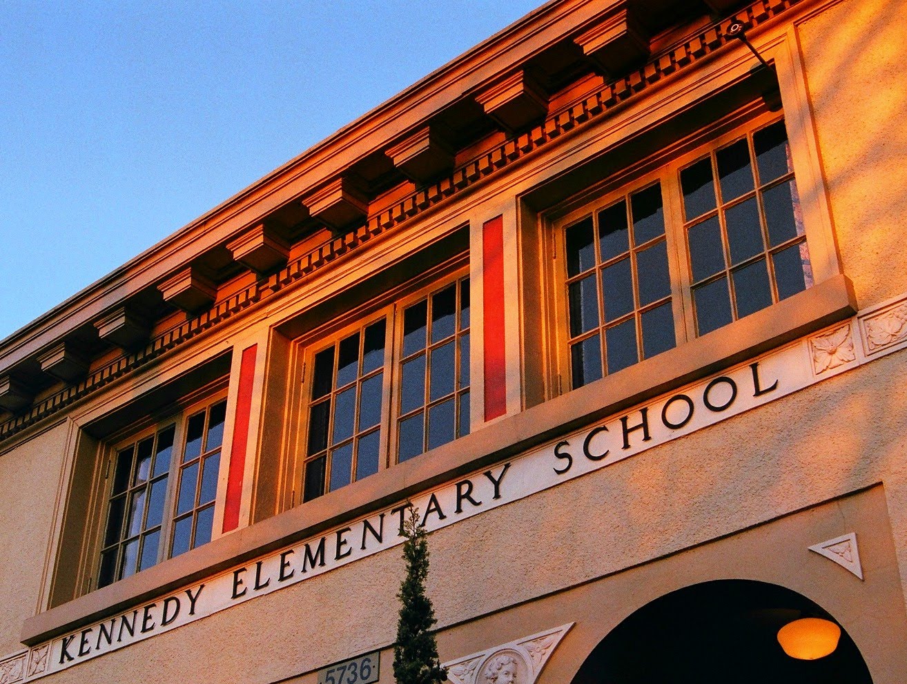 Experiments with my Olympus Pen F (& other old technologies) August 2010