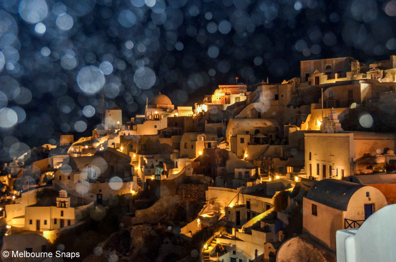 MELBOURNE.SNAPS SANTORINI RAIN